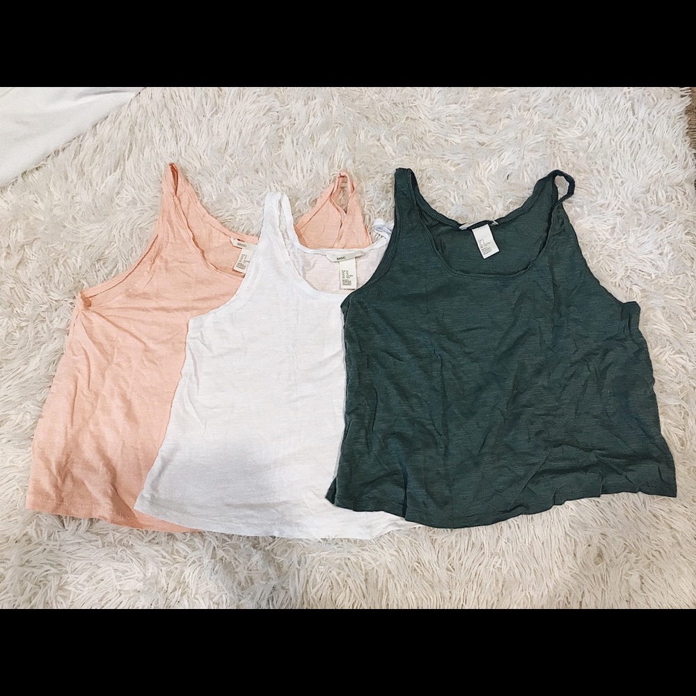 Forever 21 Hanging Tank Tops Sleeveless